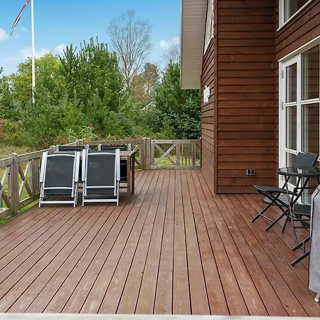 Casa vacanze Two-bedroom Holiday In